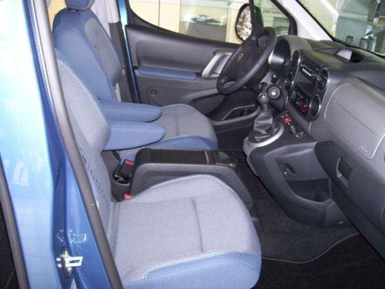 Gebraucht Citroën Berlingo 112 PS (82 kW) 2011 Blau metallic Van / Kleinbus