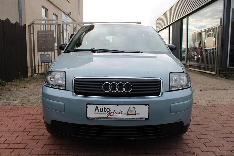 Gebraucht Audi A2 75 PS (55 kW) 2005 Blau Kleinwagen