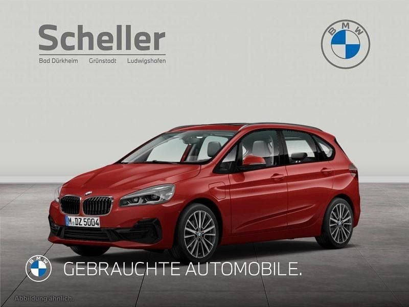 Flamencorot brillanteffekt met Gebraucht 2019 BMW 225 iPerformance Van / Kleinbus | 18.900 € (Fairer Preis) - Bild 1/4