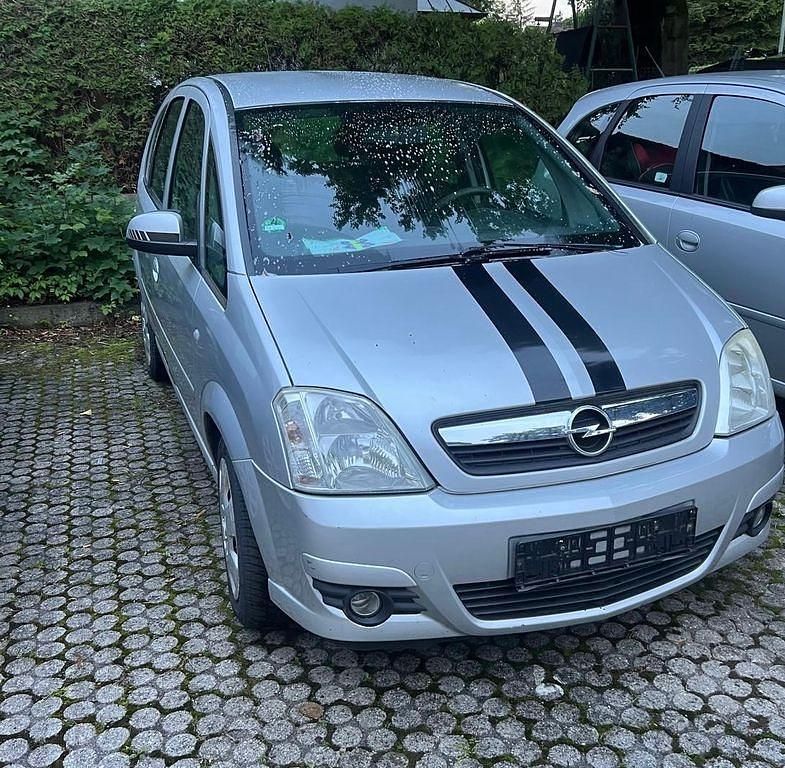 Grau Gebraucht 2007 Opel Meriva Edition Van / Kleinbus | 800 € (Superpreis) - Bild 1/4