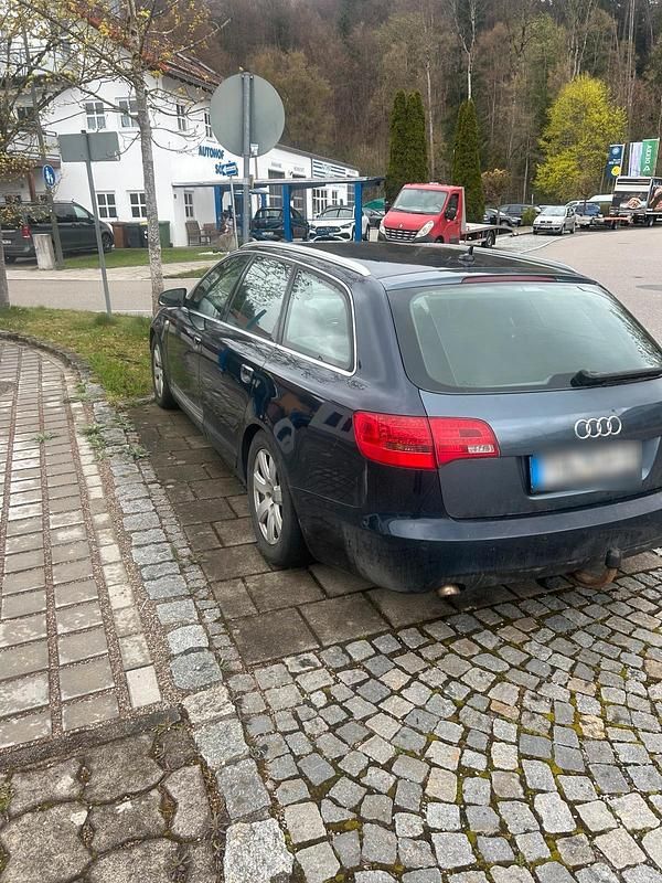 Usado Audi A6 225 HP (165 kW) 2005 Azul Carrinha