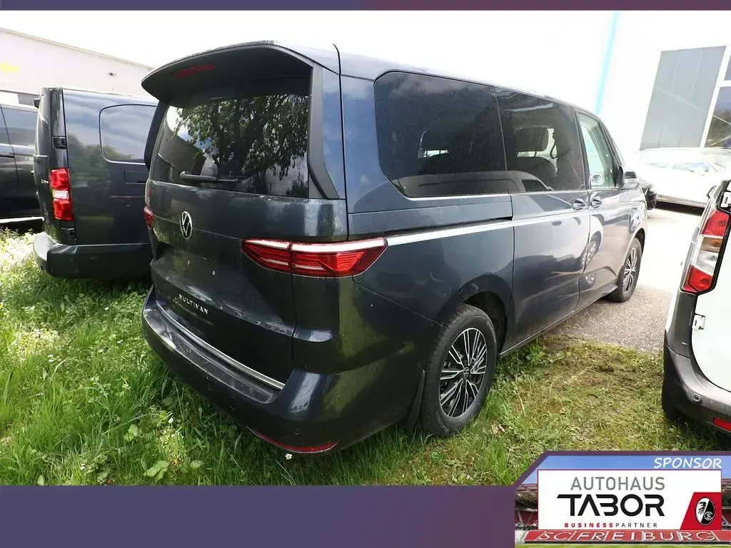 Neu VW Multivan Style 150 PS (110 kW) 2026 Blau Van / Kleinbus