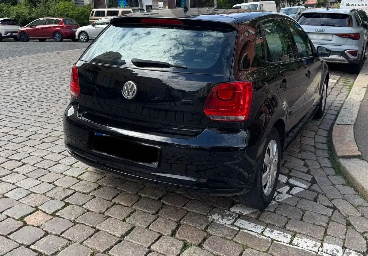 Gebraucht VW Polo 82 PS (60 kW) 2012 Schwarz Kleinwagen
