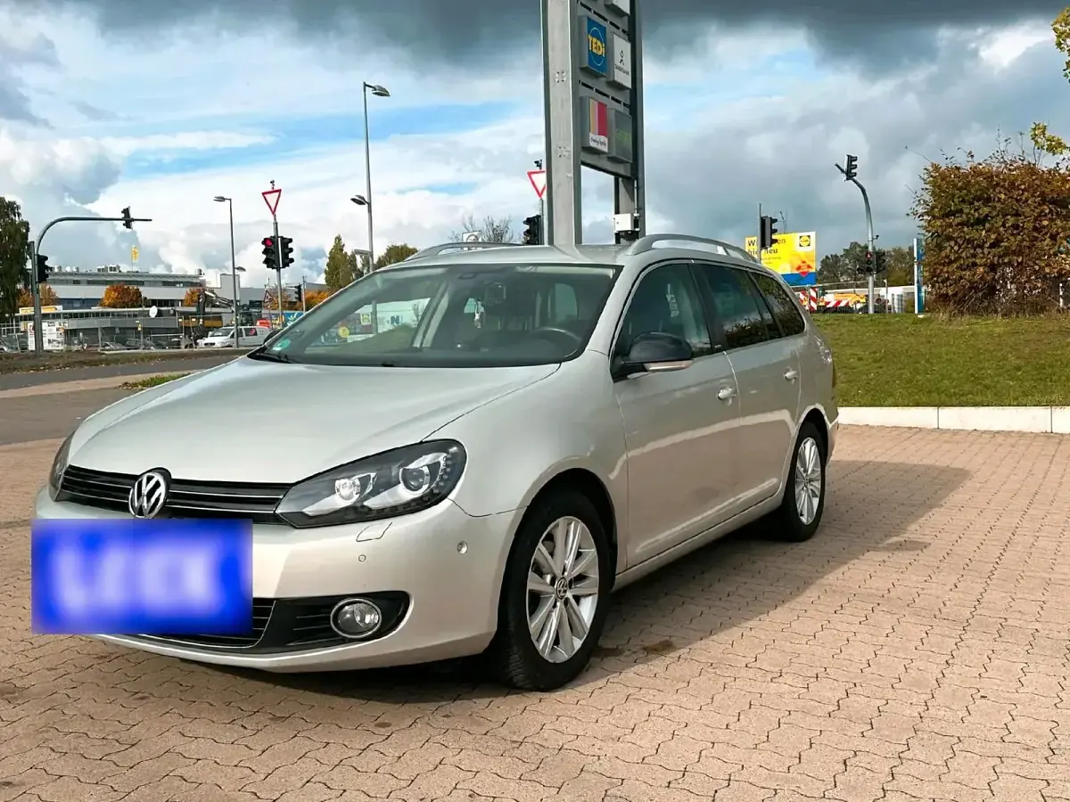 Gebraucht VW Golf VI 105 PS (77 kW) 2011 Kleinwagen