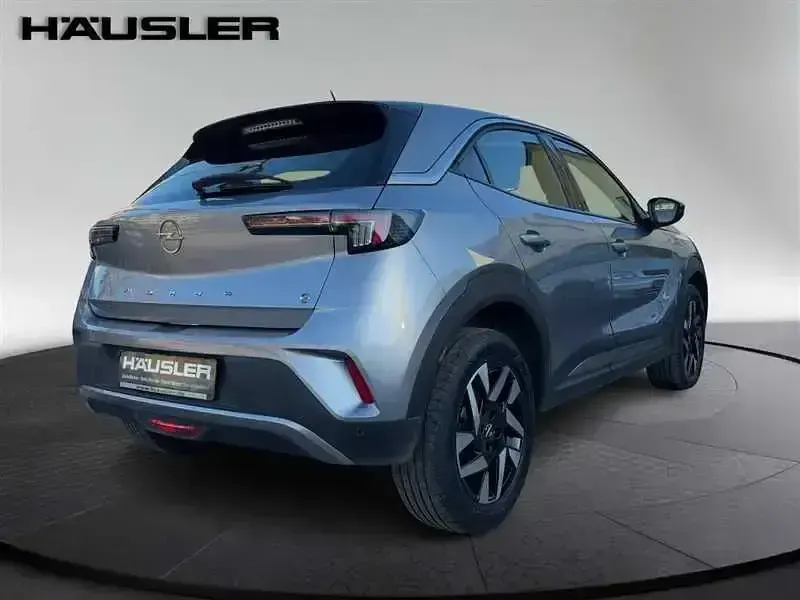 Używany Opel Mokka-e Elegance 100 kW (136 KM) 2023 Szary SUV