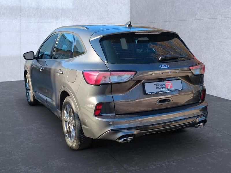 Gebraucht Ford Kuga ST-Line 150 PS (110 kW) 2023 Magneticgrau (metallic) SUV