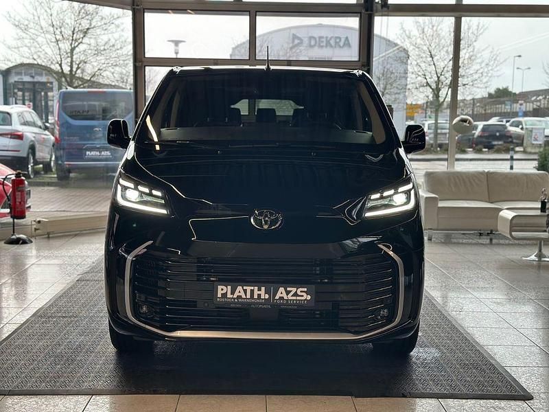 Gebraucht Toyota Proace Lounge 177 PS (130 kW) 2024 Schwarz Van / Kleinbus
