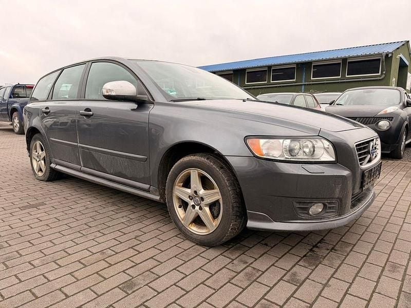 Gebraucht Volvo V50 R-Design Pro 150 PS (110 kW) 2011 Grau Kombi