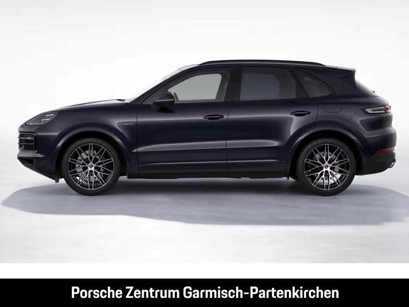 Gebraucht Porsche Cayenne 470 PS (345 kW) 2024 Chromitschwarzmetallic SUV