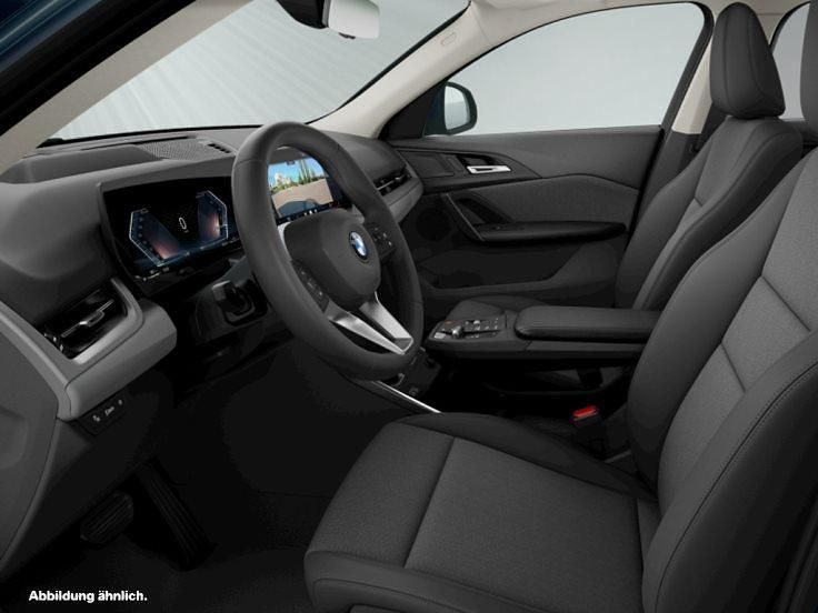 Gebraucht BMW X2 163 PS (119 kW) 2025 Cape york grün metallic SUV