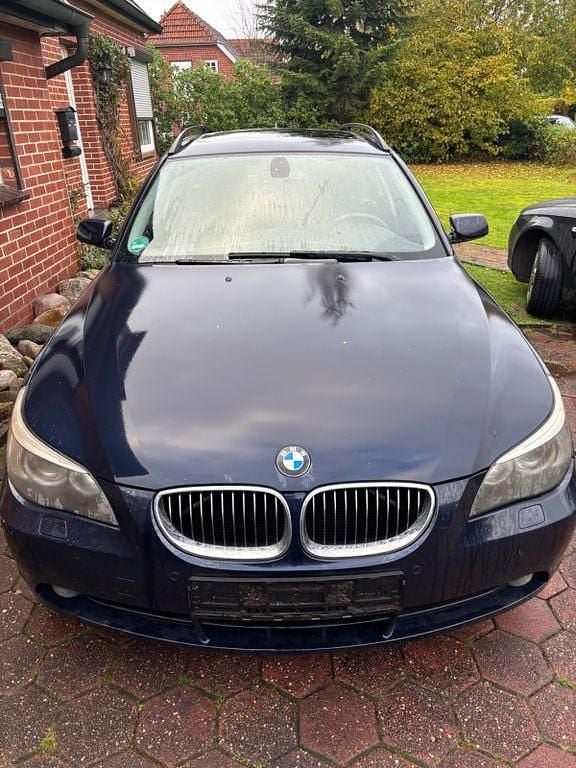 Blau Gebraucht 2006 BMW 523 Kombi | 3.700 € (Superpreis) - Bild 1/4
