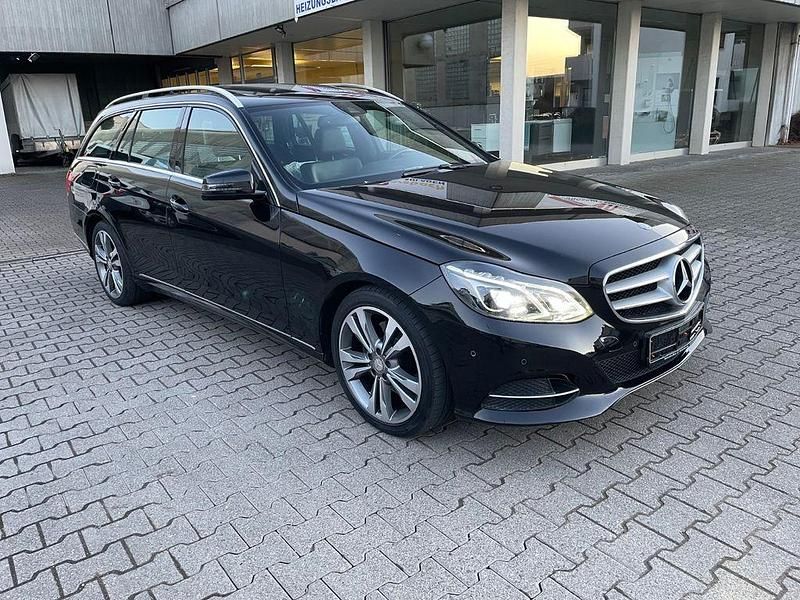 Gebraucht Mercedes E350 Avantgarde 252 PS (185 kW) 2014 Schwarz Limousine