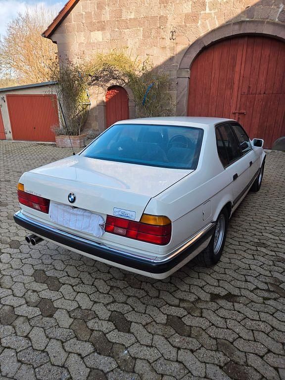 Gebraucht BMW 730 188 PS (138 kW) 1991 Weiß Limousine