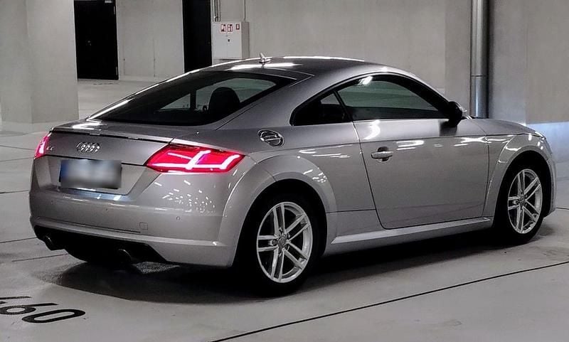 Gebraucht Audi TT Sport 179 PS (131 kW) 2016 Silber Coupé