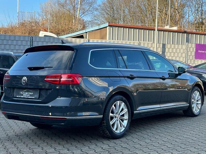 Gebraucht VW Passat Highline 150 PS (110 kW) 2015 Grau Kombi