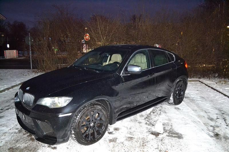 Schwarz Gebraucht 2008 BMW X6 M Sport SUV | 11.600 € - Bild 1/4