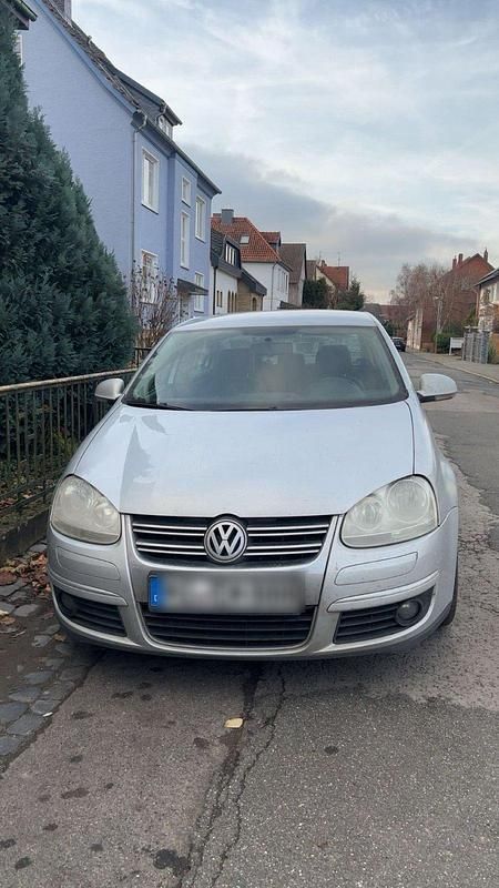 Grau Gebraucht 2005 VW Jetta Limousine | 1.600 € (Guter Preis) - Bild 1/4