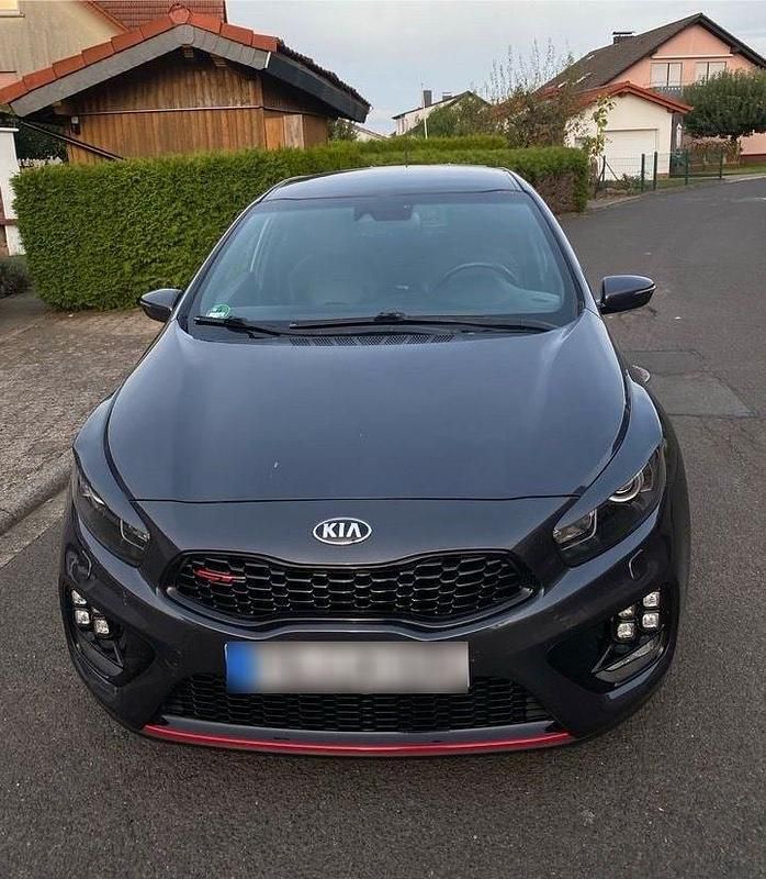 Gebraucht Kia Ceed GT GT 204 PS (150 kW) 2017 Grau Kleinwagen