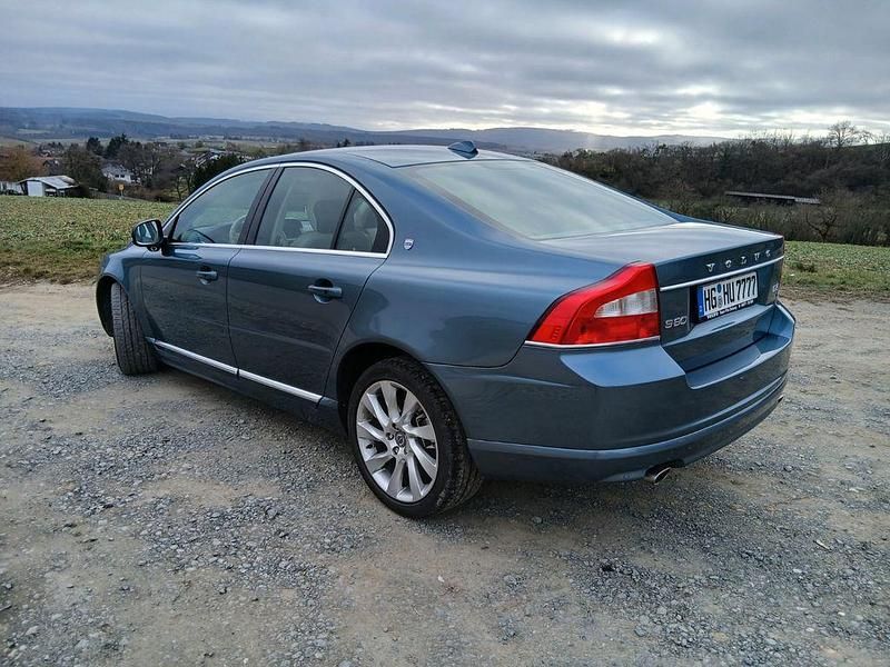 Gebraucht Volvo S80 Executive 215 PS (158 kW) 2011 Blau Limousine