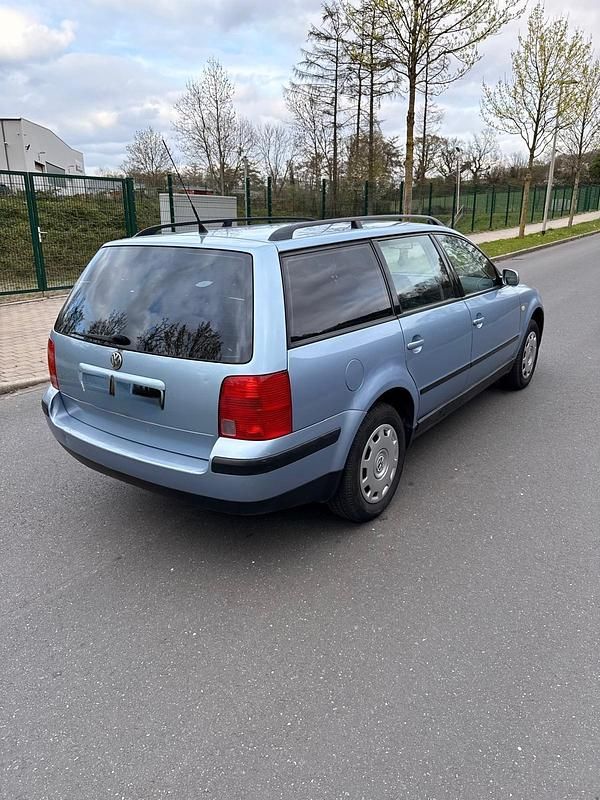 Gebraucht VW Passat 125 PS (91 kW) 2000 Kombi