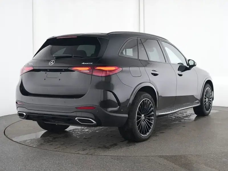 Gebraucht Mercedes GLC400d Premium 252 PS (185 kW) 2025 Schwarz SUV