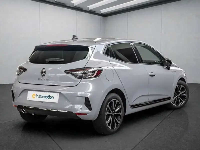 Gebraucht Renault Clio 90 PS (66 kW) 2025 Grau Kleinwagen