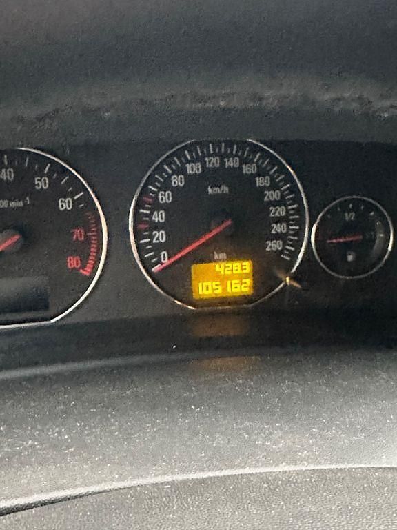 Gebraucht Opel Signum 155 PS (114 kW) 2004 Silber Kleinwagen