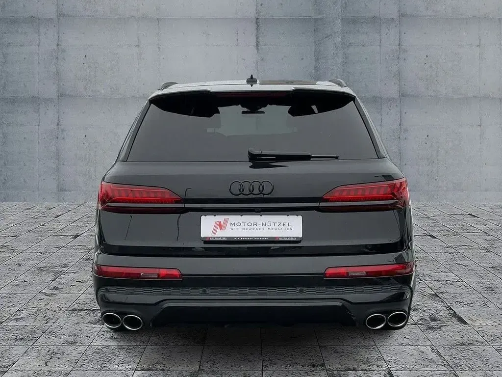 Gebraucht Audi SQ7 Sport 507 PS (372 kW) 2023 Schwarz SUV