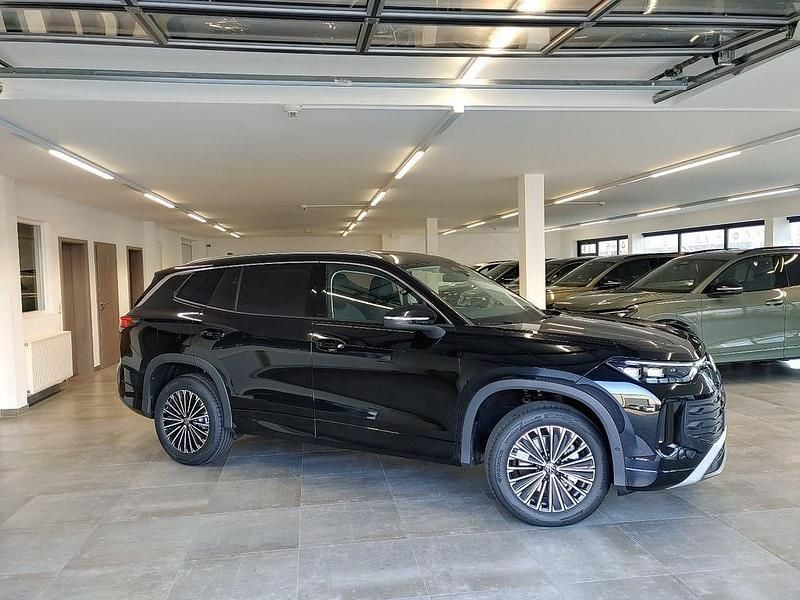 Neu VW Tayron 150 PS (110 kW) 2025 Schwarz SUV