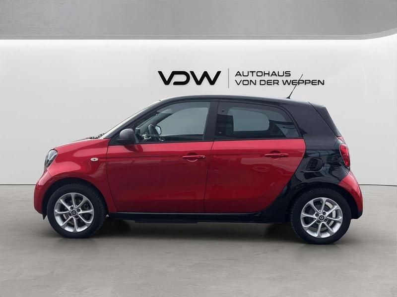 Gebraucht Smart ForFour Electric Drive 60 kW (82 PS) 2018 Rot / schwarz Kleinwagen