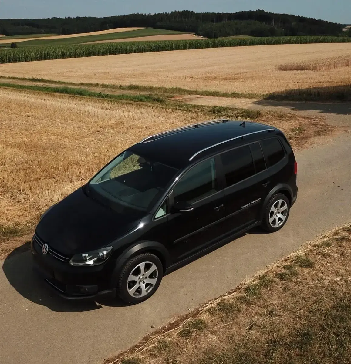 Gebraucht VW Touran Cross 140 PS (102 kW) 2011 Schwarz Van / Kleinbus