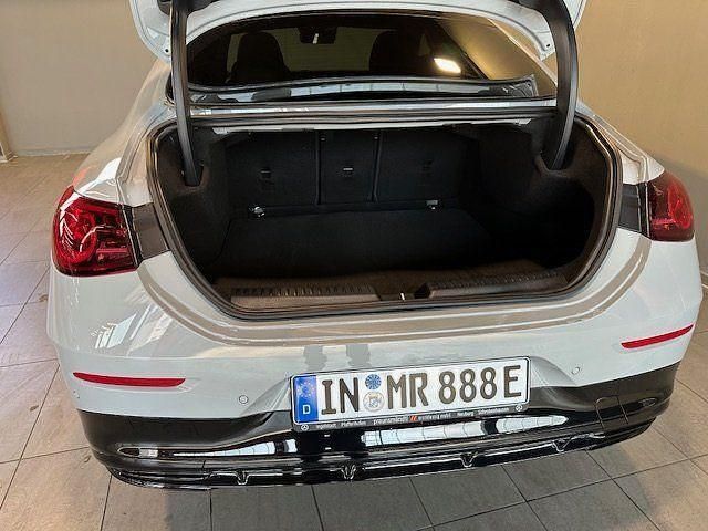 Gebraucht Mercedes 350 AMG 260 kW (354 PS) 2025 Grau Limousine