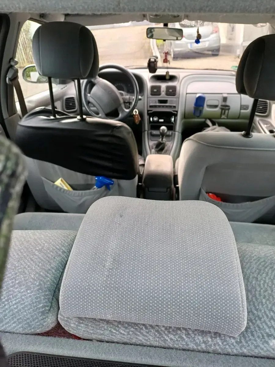 Gebraucht Renault Laguna 120 PS (88 kW) 1999 Blau Limousine