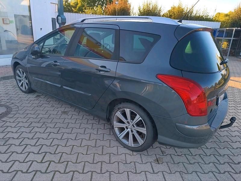Andere farben Gebraucht 2011 Peugeot 308 SW Kombi | 4.200 € (Guter Preis) - Bild 1/4
