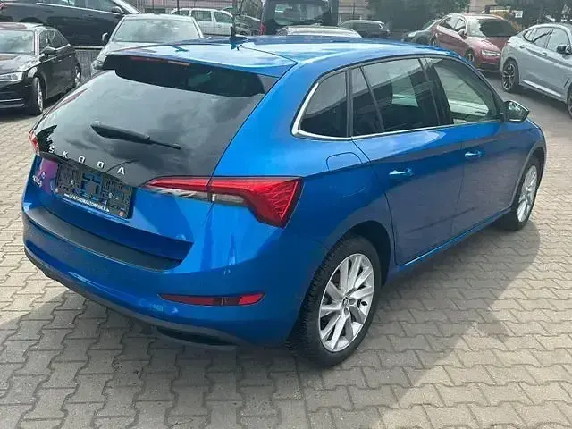 Gebraucht Skoda Scala Style 110 PS (80 kW) 2021 Modra race/race blue Kleinwagen