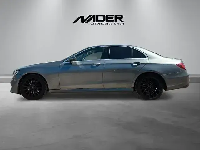 Gebraucht Mercedes E200 AMG line 184 PS (135 kW) 2016 Grau Limousine