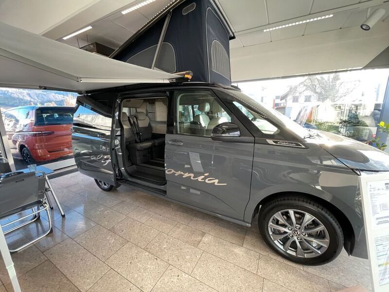 Grau Neu 2025 VW T7 California Van | 83.990 € - Bild 1/4