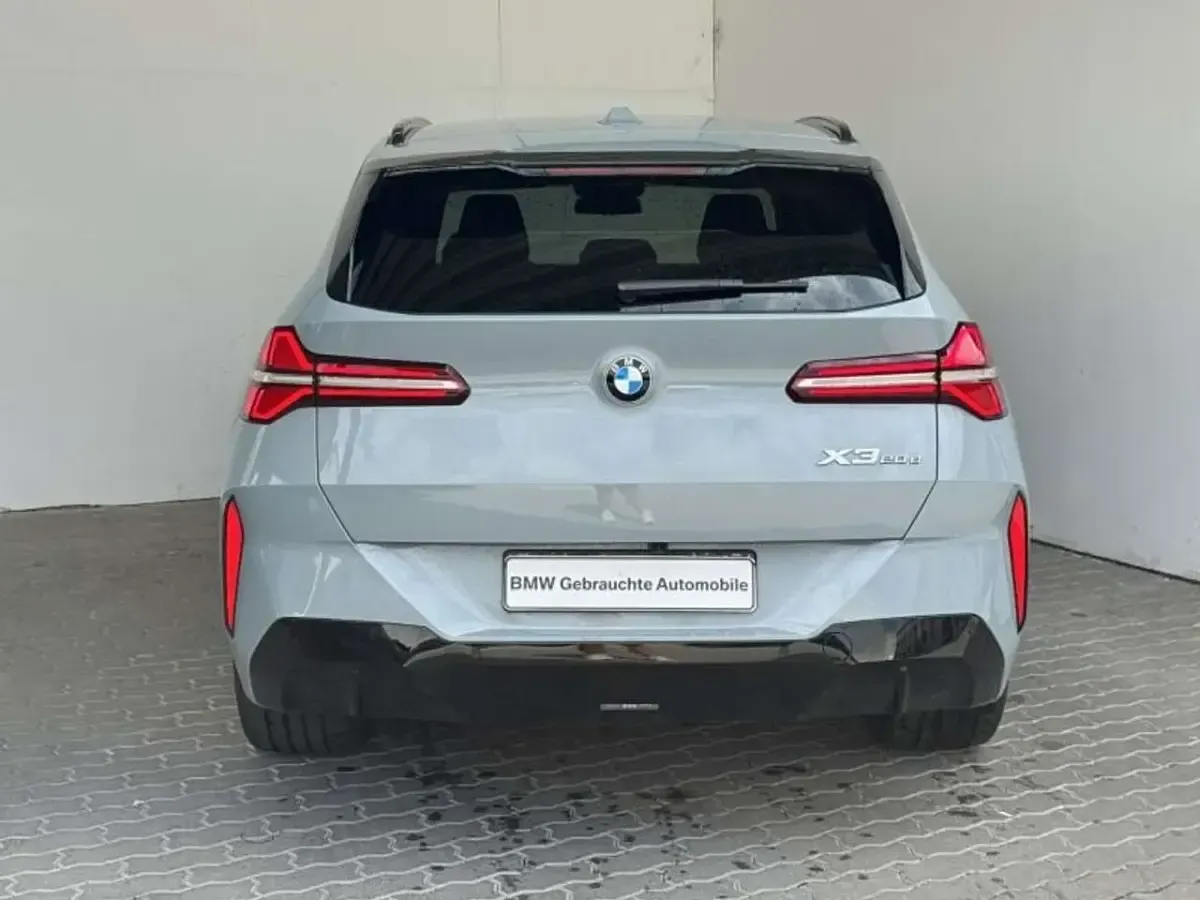 Gebraucht BMW X3 M Sport 197 PS (144 kW) 2025 Grau SUV