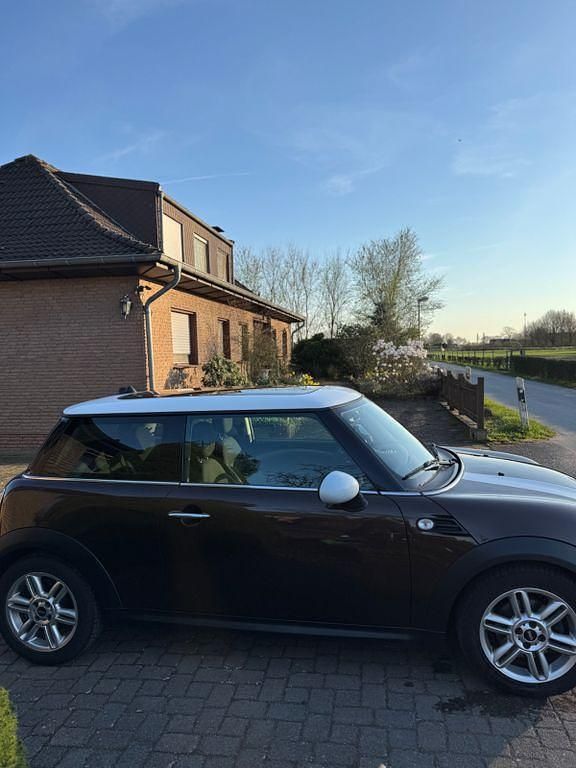 Gebraucht Mini Cooper 122 PS (89 kW) 2011 Braun Kleinwagen