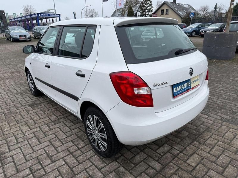 Gebraucht Skoda Fabia Cool Edition 86 PS (63 kW) 2014 Weiß Limousine