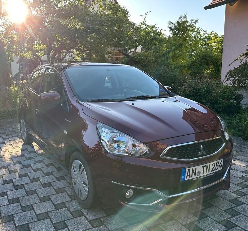 Violett Gebraucht 2017 Mitsubishi Space Star Limousine | 7.500 € (Fairer Preis) - Bild 1/4