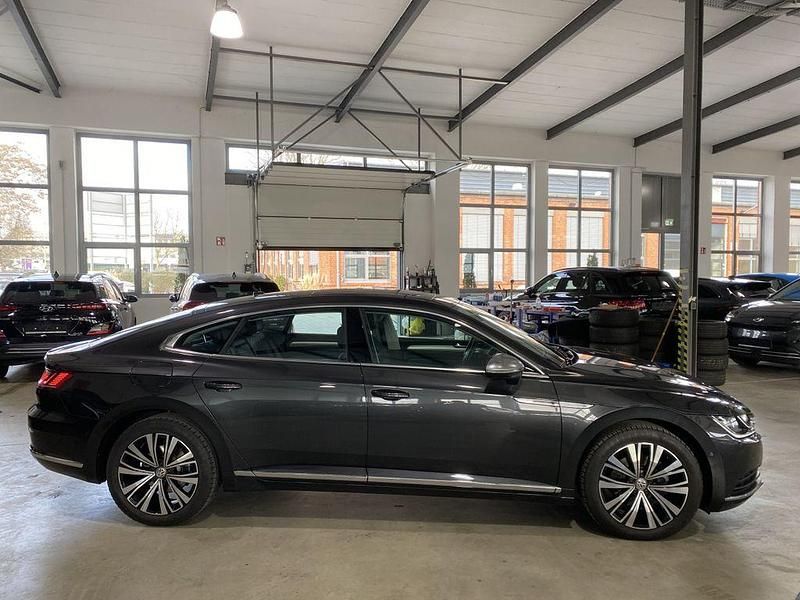 Gebraucht VW Arteon Elegance 190 PS (139 kW) 2018 Grau Kleinwagen