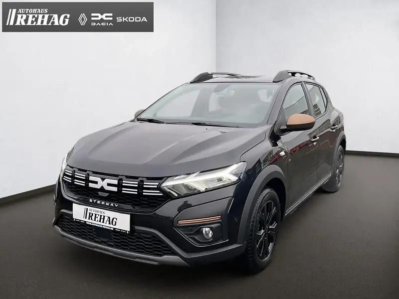 Schwarz Gebraucht 2024 Dacia Sandero Extreme Kleinwagen | 18.880 € (Guter Preis) - Bild 1/4