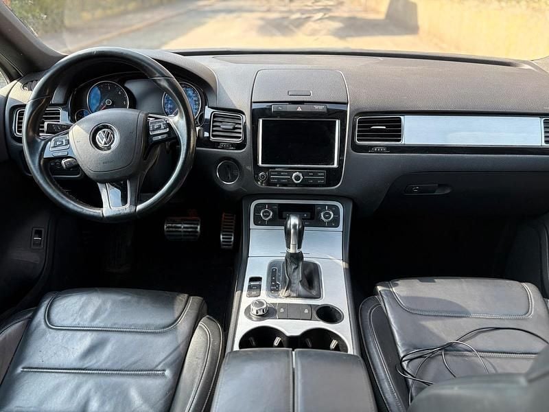 Gebraucht VW Touareg 245 PS (180 kW) 2012 Weiß SUV