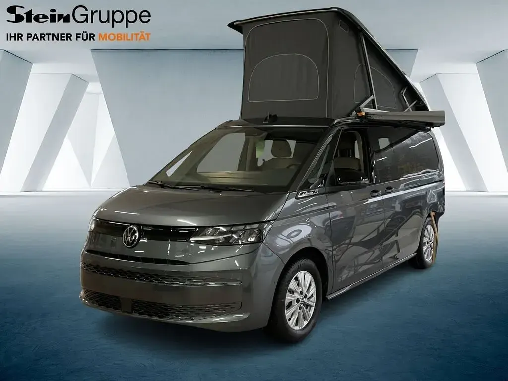 Neu VW California Beach 150 PS (110 kW) 2026 Grau Van