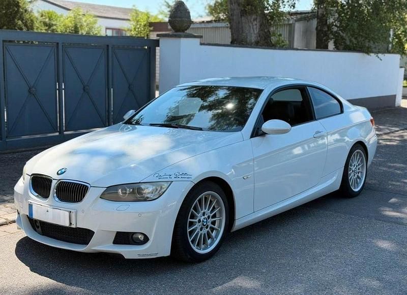 Weiß Gebraucht 2008 BMW 335 Performance Coupé | 13.899 € (Guter Preis) - Bild 1/4