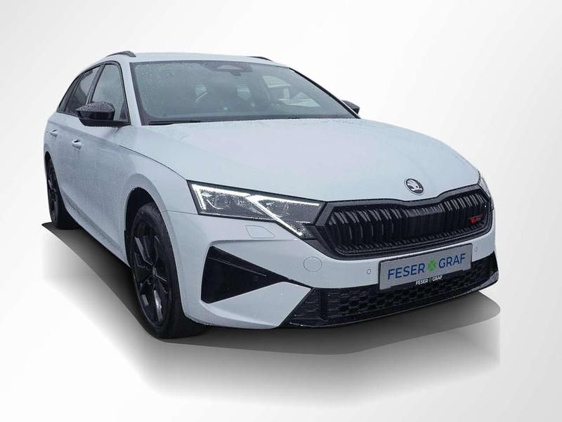 Neu Skoda Octavia RS 265 PS (194 kW) 2026 Moon weiss Kombi