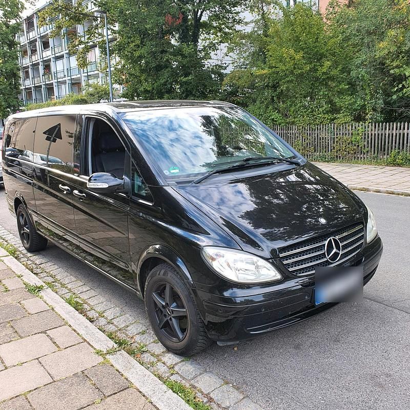 Schwarz Gebraucht 2008 Mercedes Viano Van / Kleinbus | 13.299 € - Bild 1/4