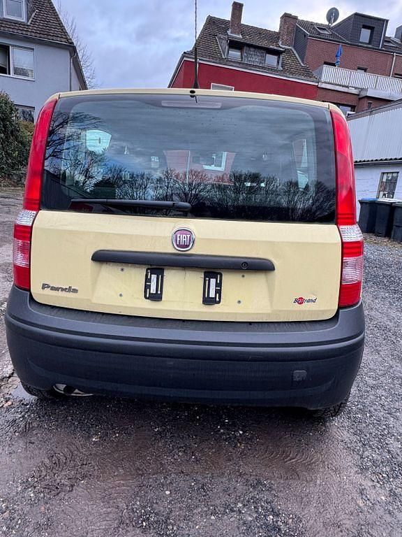 Gebraucht Fiat Panda Active 54 PS (39 kW) 2010 Gelb Kleinwagen