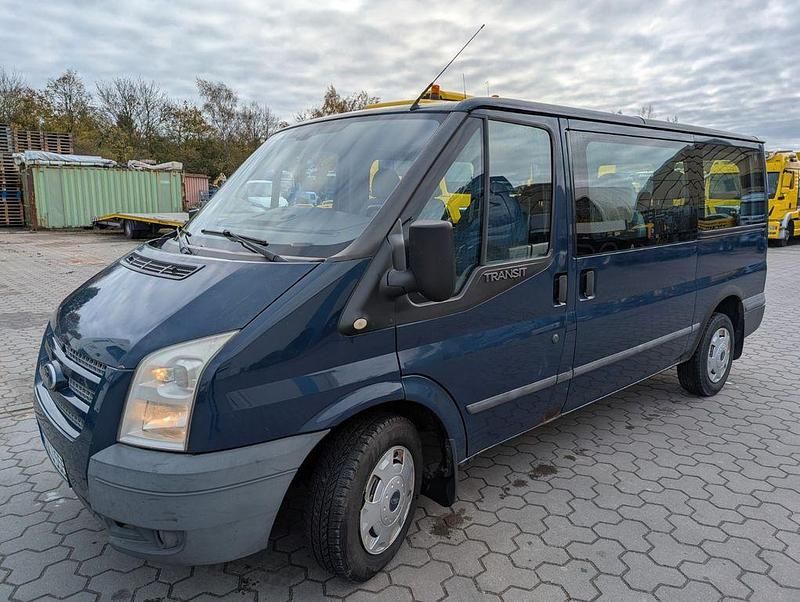 Blau Gebraucht 2011 Ford Transit Trend Kombi | 5.355 € (Guter Preis) - Bild 1/4